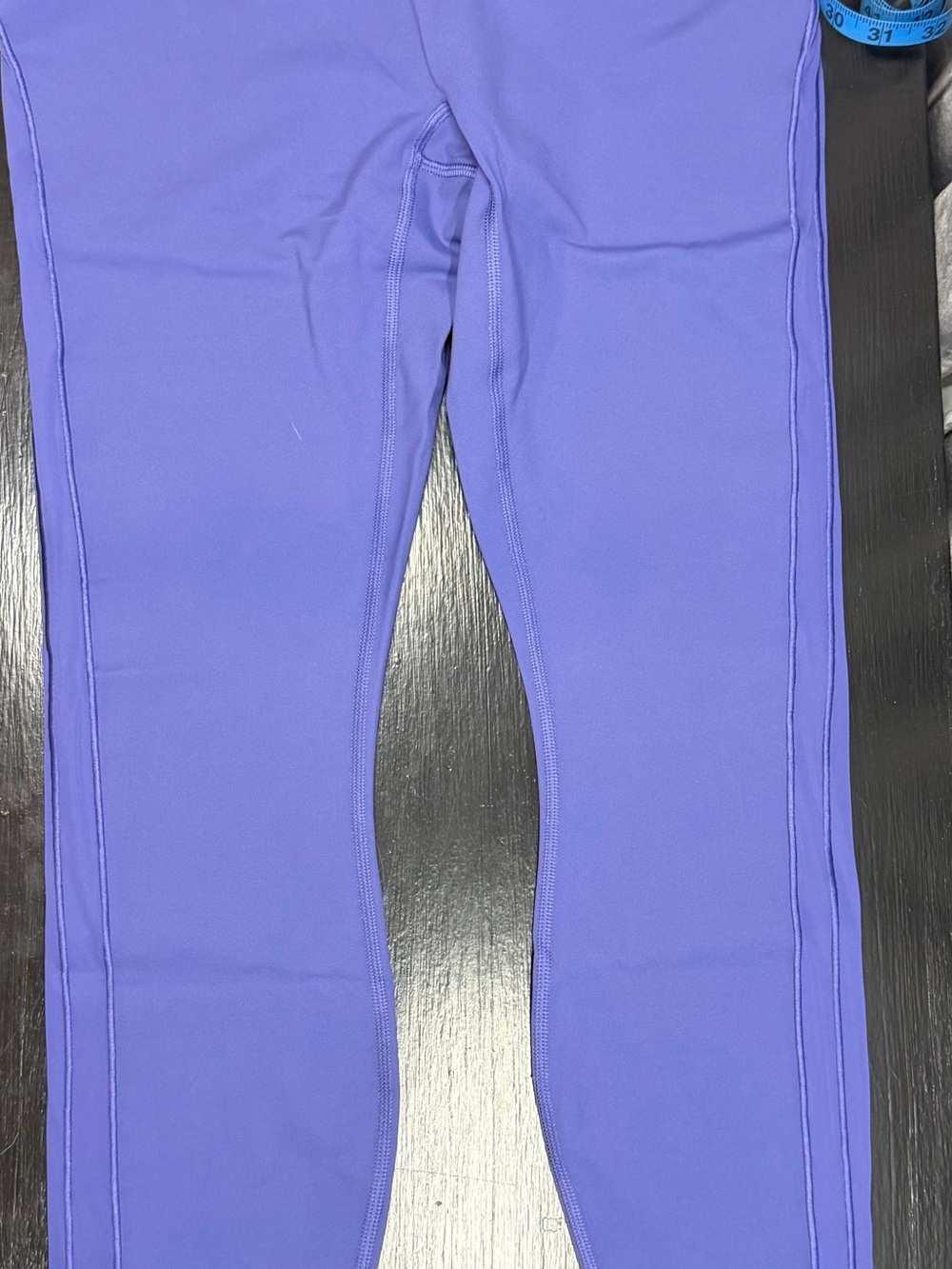 Fabletics Lavender Womens medium Performance Leggings